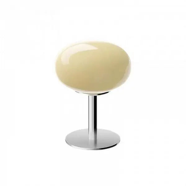 LumièreLux - Lampe de Table Moderne en Cristal Raffinée - Rynova