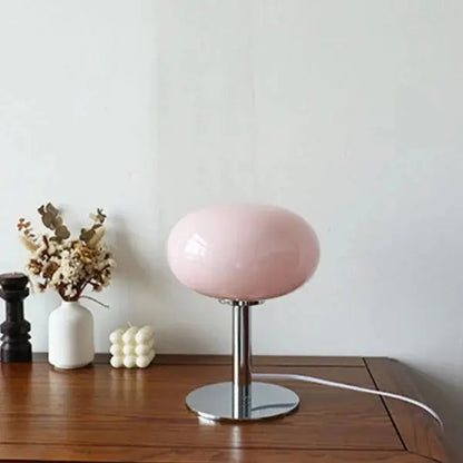 LumièreLux - Lampe de Table Moderne en Cristal Raffinée - Rynova