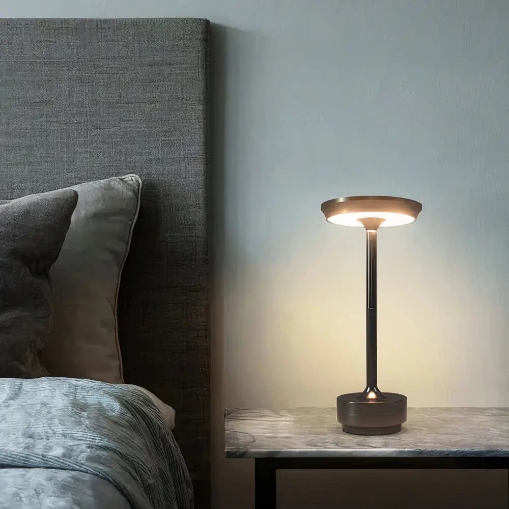 LumièreÉlégante - Lampe de Table Designer Thomas par LumenArt - Rynova