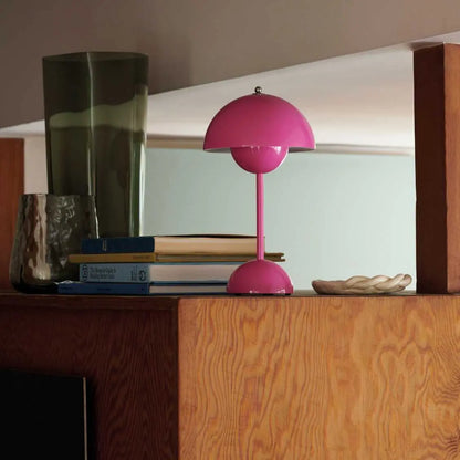 LunarGlow - Lampe de table LED pour une ambiance élégante - Rynova