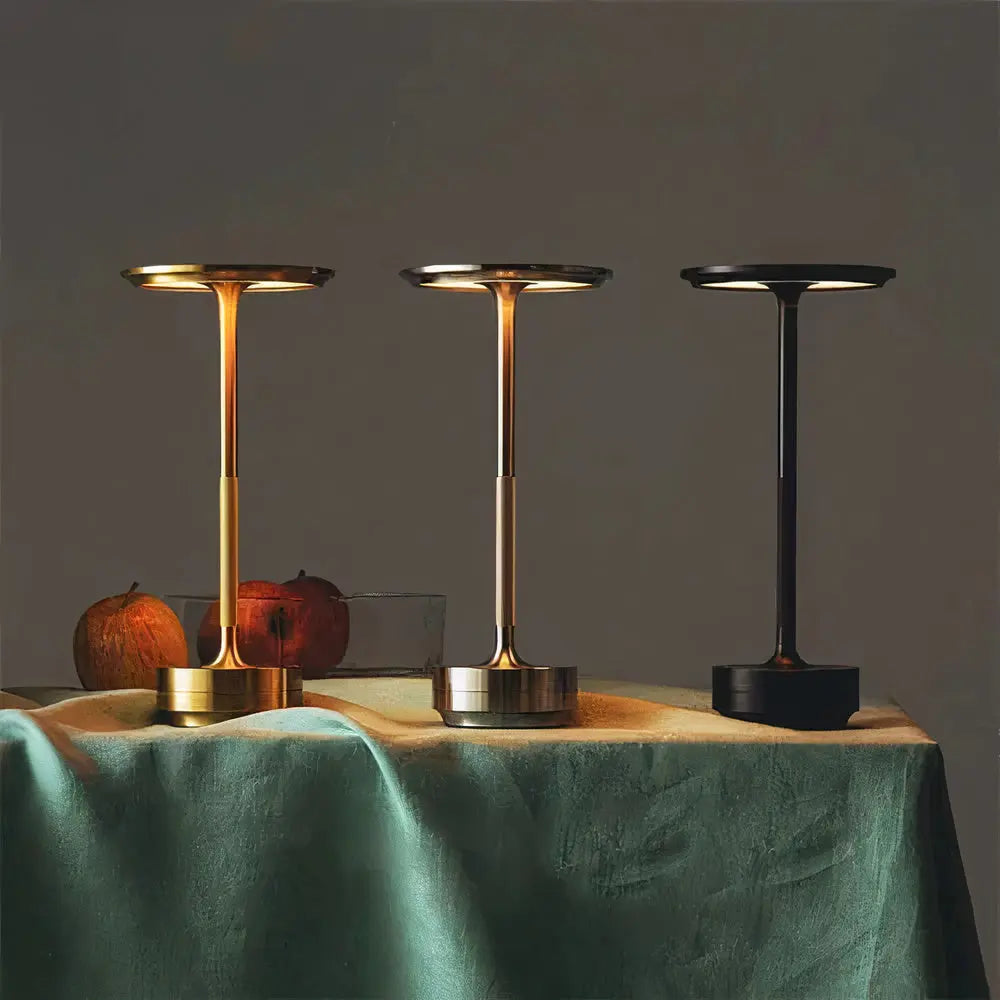 LumièreÉlégante - Lampe de Table Designer Thomas par LumenArt - Rynova