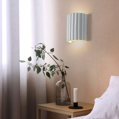Lumière Courbée - Applique Murale Moderne pour Ambiance Élégante - Rynova